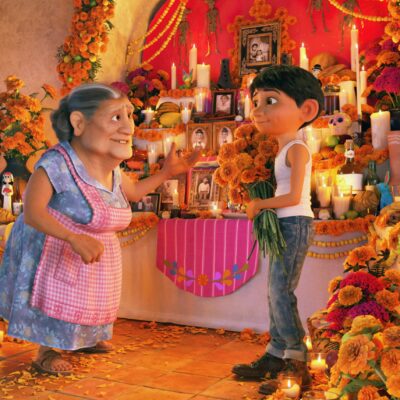 Ngày Samhain 31/10 – Hãy kết nối với ông bà tổ tiên, khi bức màn với thế giới linh hồn mỏng nhất